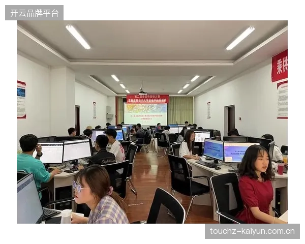 赛事运营从单一执行转向全周期管理要求媒体中心明确岗位权责矩阵